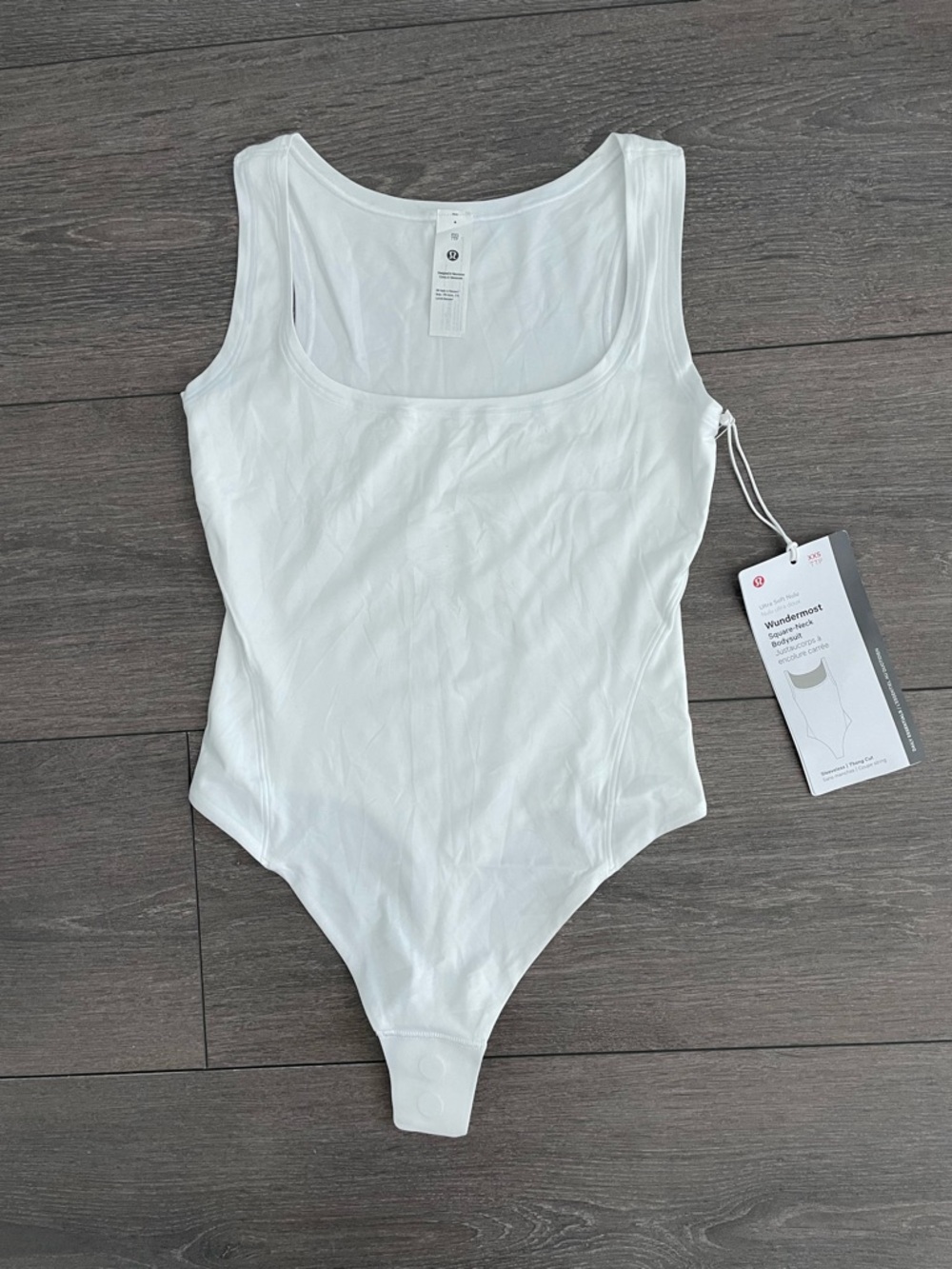Lululemon White Scoop Neck Bodysuit wundermost xxs 0/2 XS Top Shirt Summer